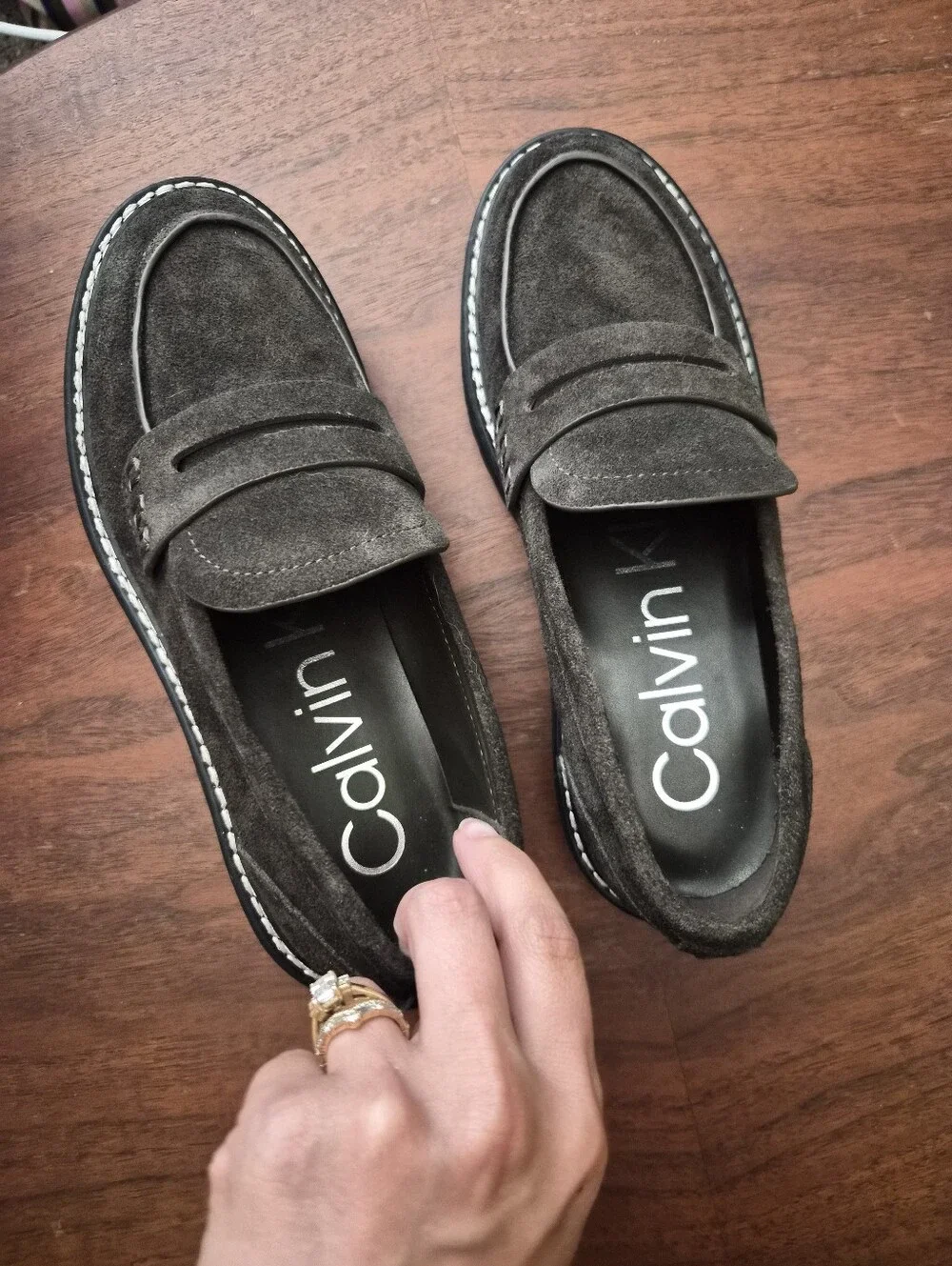 Calvin Klein Womens Olive Brown Suede Lug Sole Penny Loafers Size 6